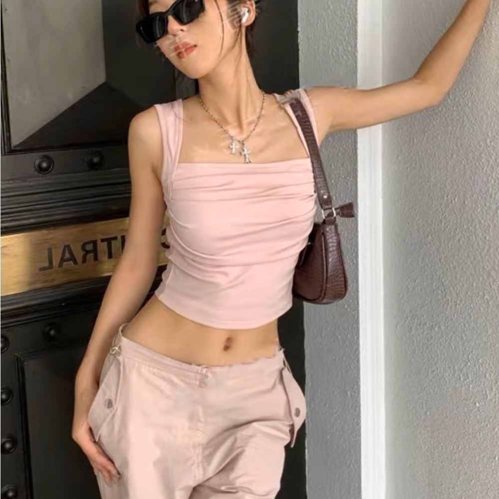 pink crop tank top